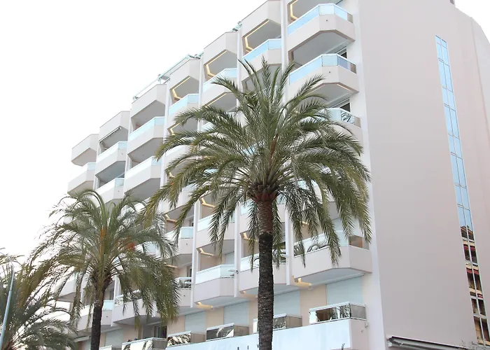 Hotel Riva Art & Spa Menton fotoğrafı